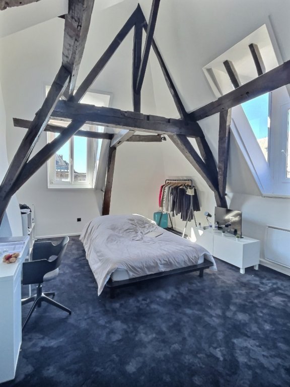 T2 de 50 m² – Emplacement d exception à deux pas de la Grand-Place