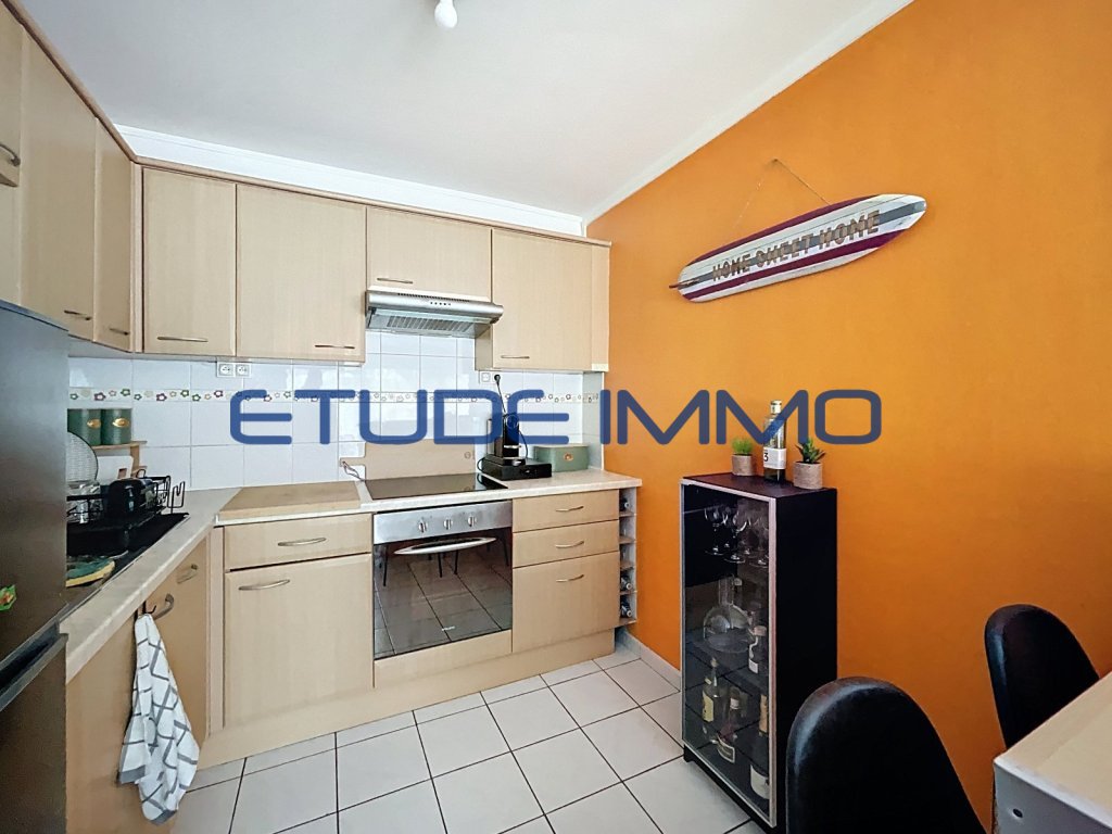 Lille Vauban  Port de Lille : T2 avec parking et cave