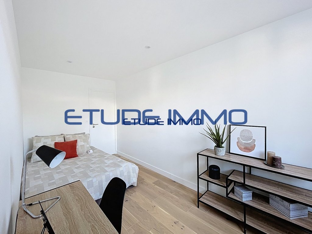 BEAU TYPE 2 LILLE ST MICHEL AVEC PARKING S/SOL