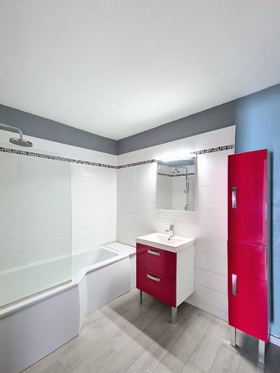 APPARTEMENT T3 GAMBETTA avec Parking et cave. A VENDRE - LILLE GAMBETTA - 71.41 m2 - 245 000 €