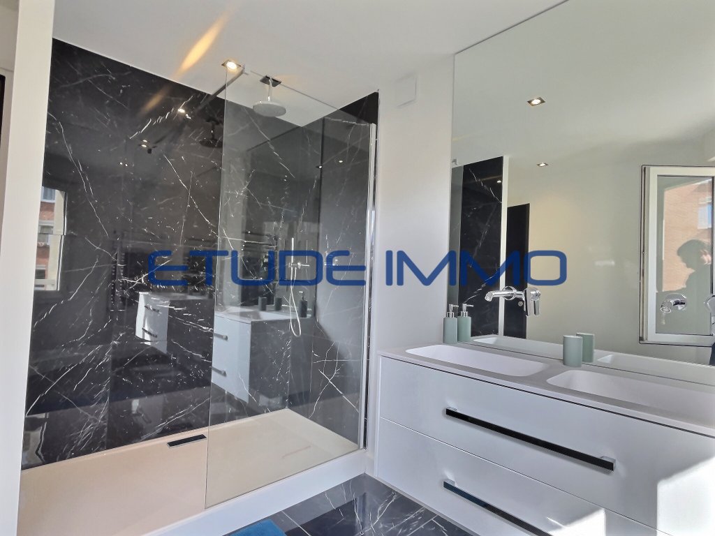 APPARTEMENT T3 - LILLE SACRE COEUR - 70 m2 - VENDU