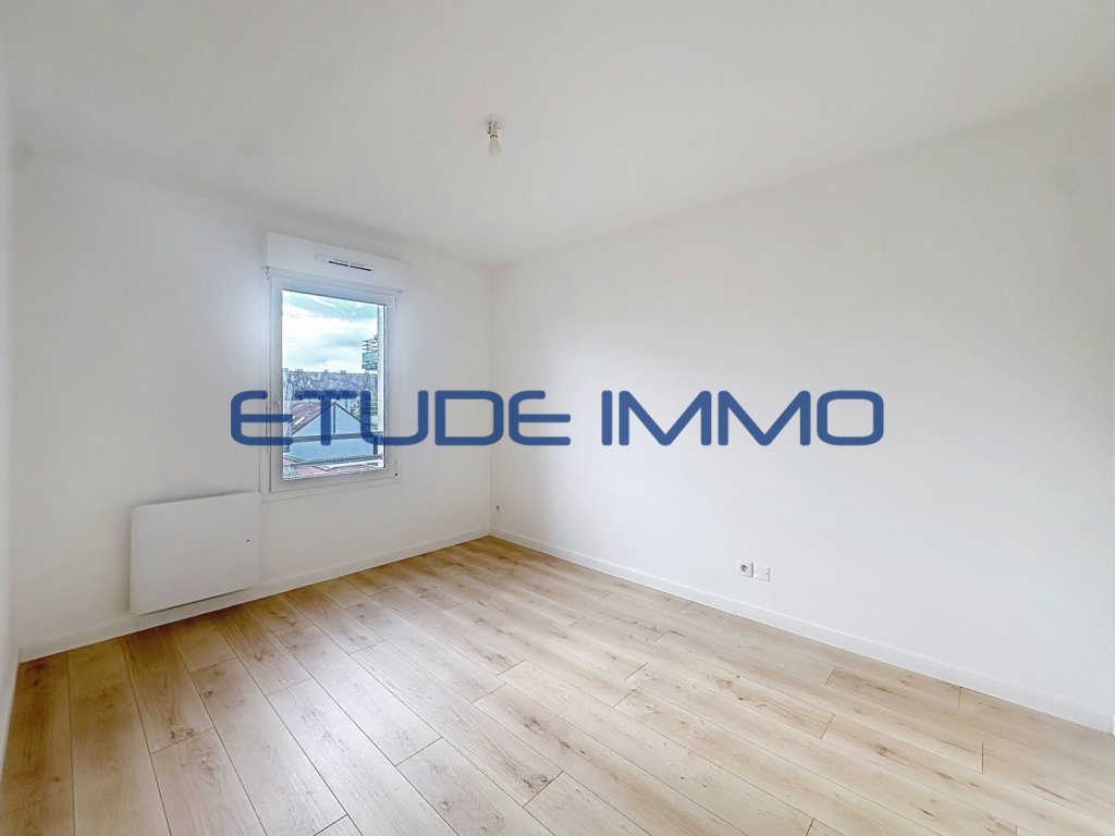 APPARTEMENT T3 A VENDRE - PETIT RONCHIN - 75 m2 - 186 000 &euro;