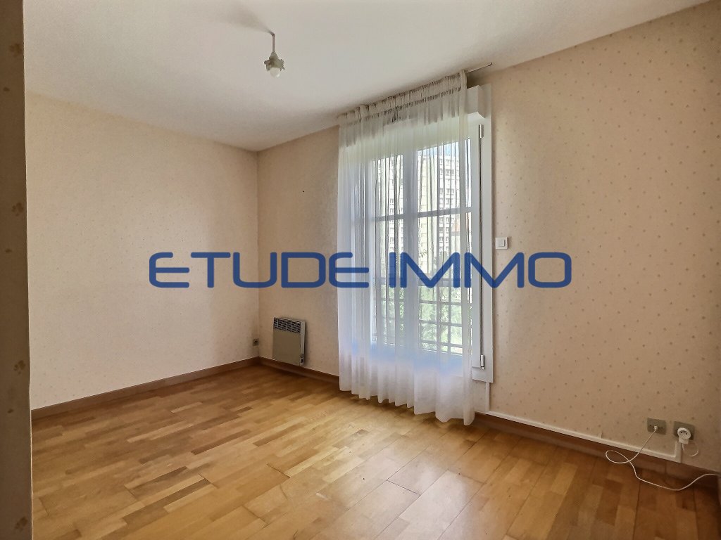 APPARTEMENT T4 A LOUER - LILLE VAUBAN PORT DE LILLE - 95.58 m2 - 1�449�&euro; charges comprises par mois