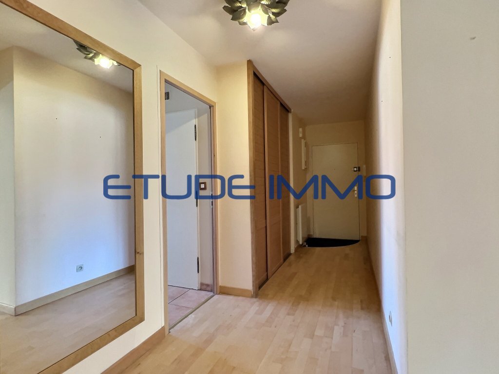 APPARTEMENT T4 A LOUER - LILLE VAUBAN PORT DE LILLE - 95.58 m2 - 1�449�&euro; charges comprises par mois