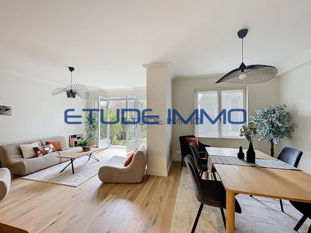 Appartement T4 r�nov� avec jardin au calme proche gares Lille Flandres & Europe