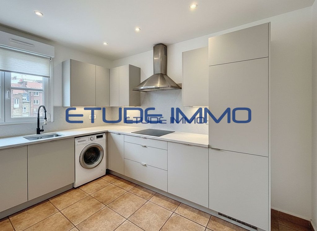 TYPE 4 BALCON PAARKING SOUS-SOL