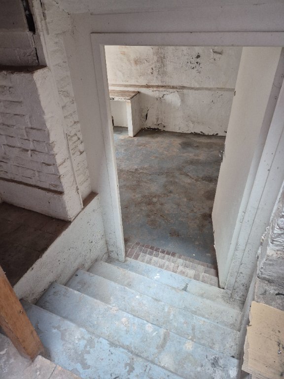 2 plateaux a rnover potentiel T3/T4 A VENDRE - LILLE WAZEMMES - 110 m2 - 189000€